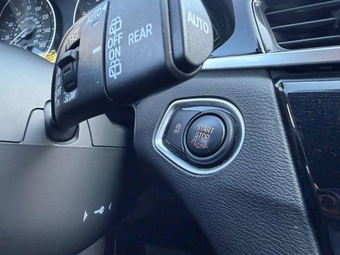 Used 2017 BMW X1 xDrive28i image 15