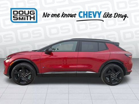 New 2026 Chevrolet Equinox EV RS image 3