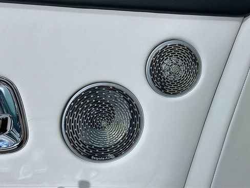 Used 2018 Rolls-Royce Phantom Sedan image 20