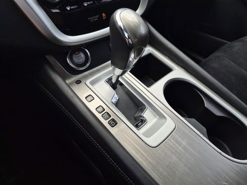 Used 2018 Nissan Murano SV image 28