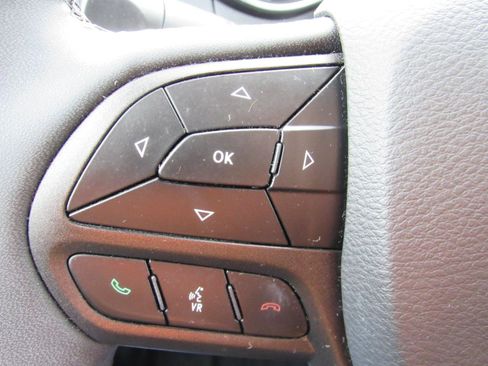 Used 2022 Jeep Cherokee Trailhawk w/ Premium Leather Package image 21