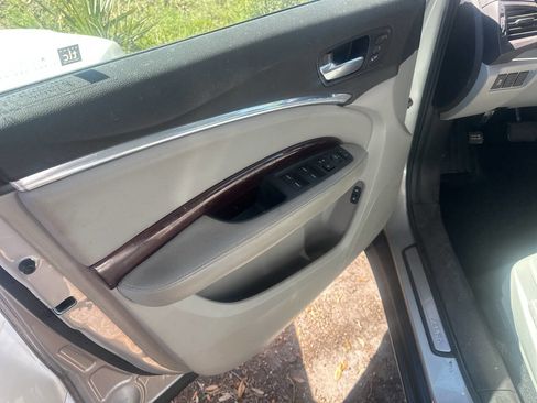Used 2015 Acura MDX FWD image 9