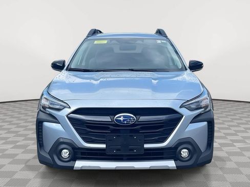 Used 2024 Subaru Outback Limited AWD/4WD image 3