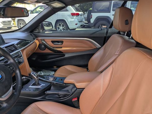 Used 2015 BMW 428i Convertible image 17