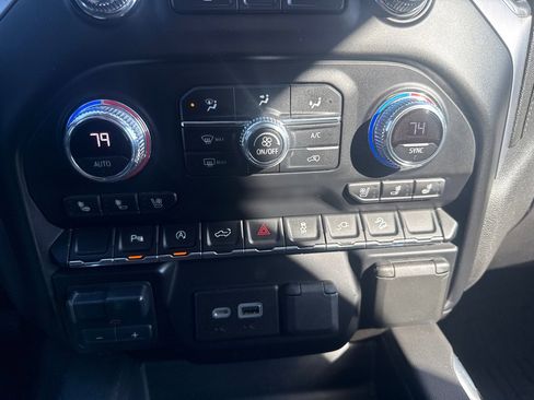 Used 2020 GMC Sierra 1500 SLT w/ SLT Premium Package image 34