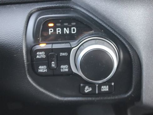 Used 2021 RAM 1500 Big Horn w/ Built-to-serve Edition AWD/4WD image 11