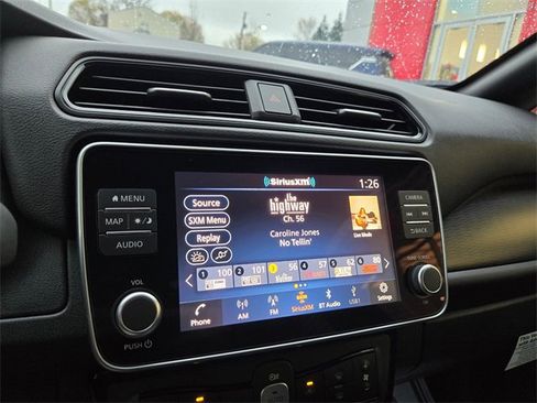 Used 2025 Nissan Leaf SV Plus image 25