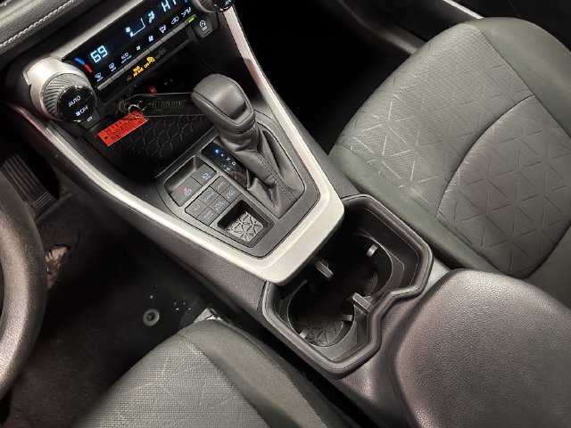 Certified 2025 Toyota RAV4 XLE AWD/4WD image 24