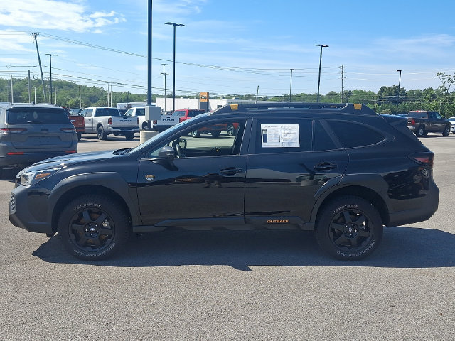 Used 2025 Subaru Outback Wilderness AWD/4WD image 8