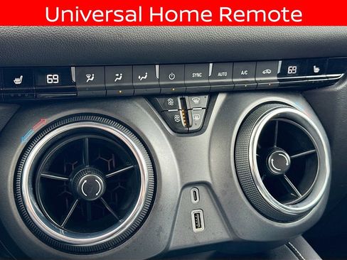 Used 2023 Chevrolet Blazer LT image 12