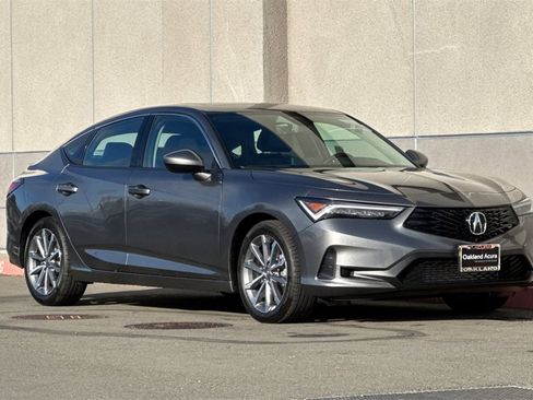 New 2025 Acura Integra image 2