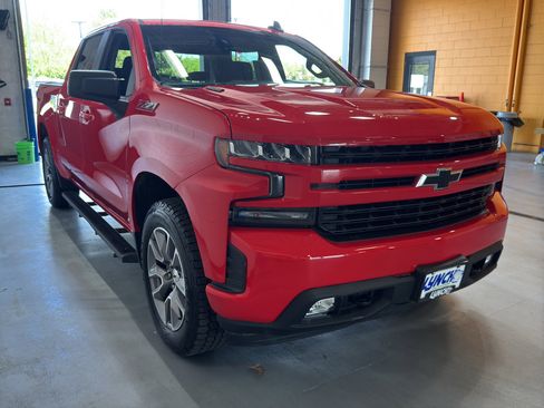 Used 2022 Chevrolet Silverado 1500 RST AWD/4WD image 7