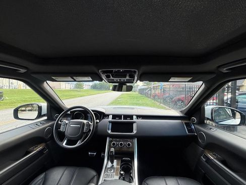 Used 2017 Land Rover Range Rover Sport HSE image 28