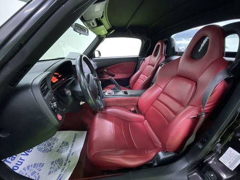 Used 2001 Honda S2000 image 17