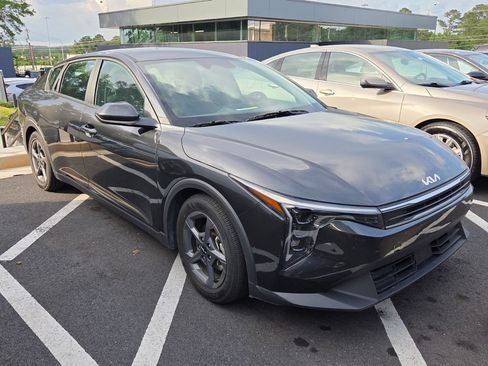 Used 2025 Kia K4 FWD image 3