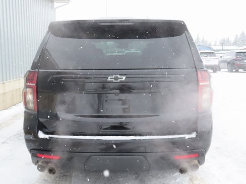 Used 2024 Chevrolet Tahoe Z71 w/ Z71 Off-Road Package image 9