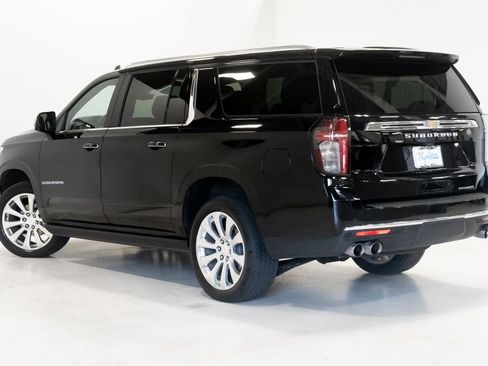 Used 2023 Chevrolet Suburban Premier image 30