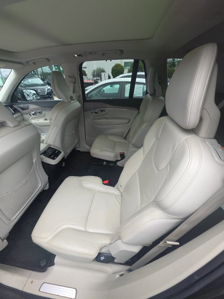 Used 2022 Volvo XC90 T6 Inscription w/ Advanced Package AWD/4WD image 4