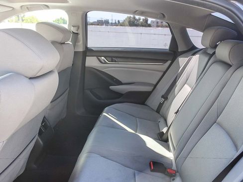 Certified 2018 Honda Accord EX image 19