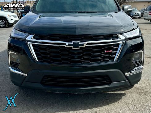 Used 2023 Chevrolet Traverse RS w/ LPO, Floor Liner Package AWD/4WD image 11
