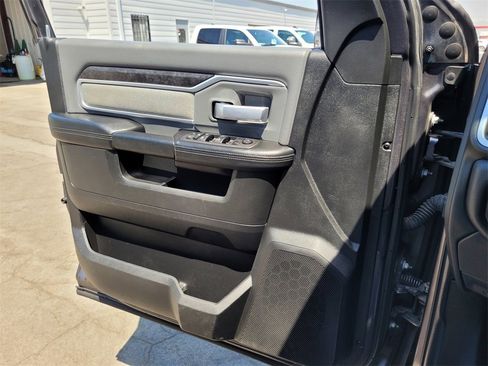 Used 2022 RAM 2500 Big Horn image 25
