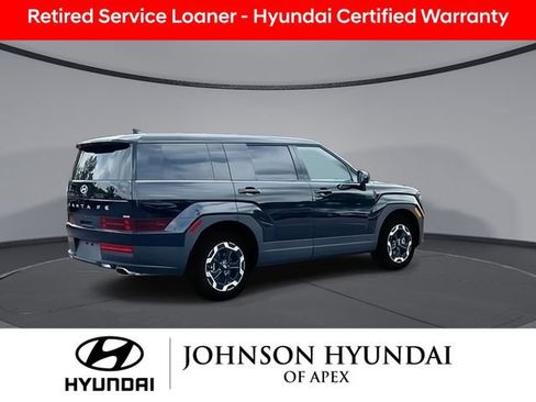 Used 2025 Hyundai Santa Fe SE AWD/4WD image 11