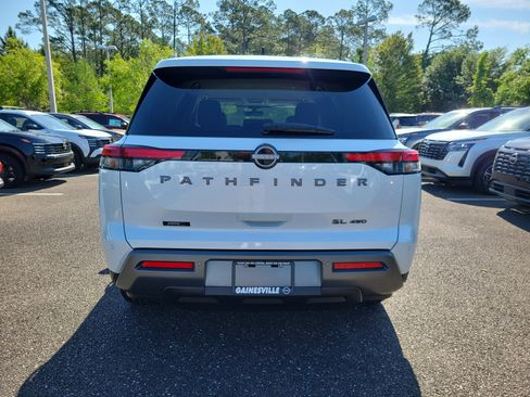 New 2026 Nissan Pathfinder SL AWD/4WD image 5