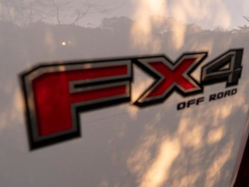 Used 2023 Ford F350 Lariat w/ Lariat Ultimate Package image 48