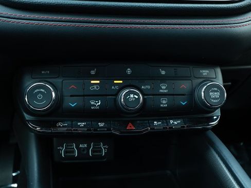 Certified 2023 Dodge Durango GT AWD/4WD image 18