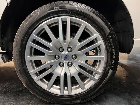 Used 2024 Ford Expedition Max Platinum AWD/4WD image 29