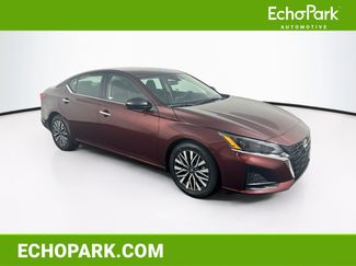 Used 2025 Nissan Altima 2.5 SV FWD video 1