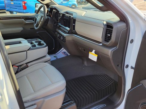 New 2026 Chevrolet Silverado 1500 LT image 9