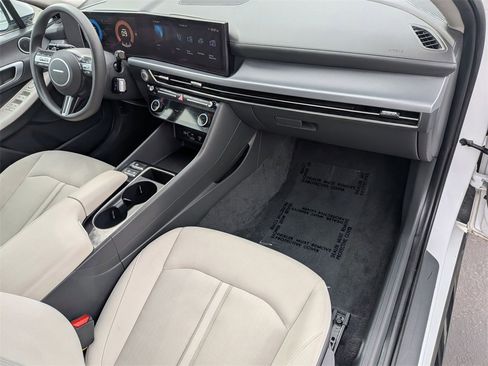Used 2025 Hyundai Sonata SEL image 29