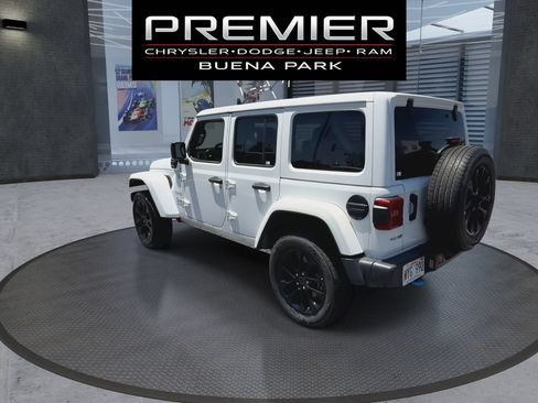 Certified 2024 Jeep Wrangler Unlimited Sahara AWD/4WD image 6
