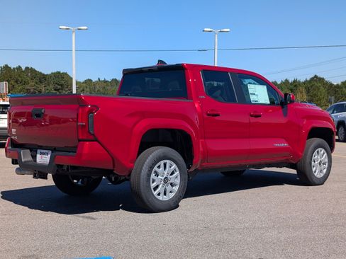 New 2025 Toyota Tacoma SR5 image 5