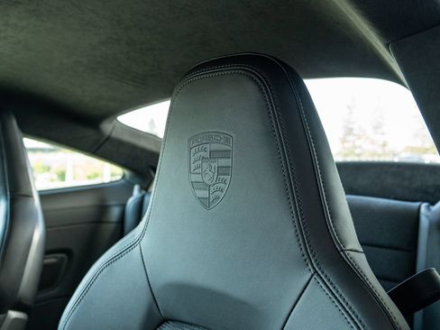 Certified 2026 Porsche 911 GT3 RWD image 6