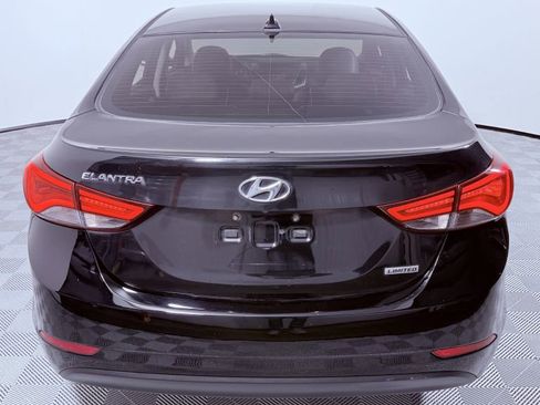 Used 2015 Hyundai Elantra Limited FWD image 4