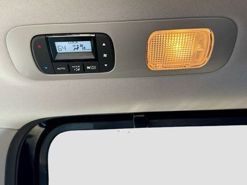 Used 2023 Honda Odyssey EX-L image 14