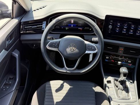 Used 2026 Volkswagen Jetta S FWD image 10