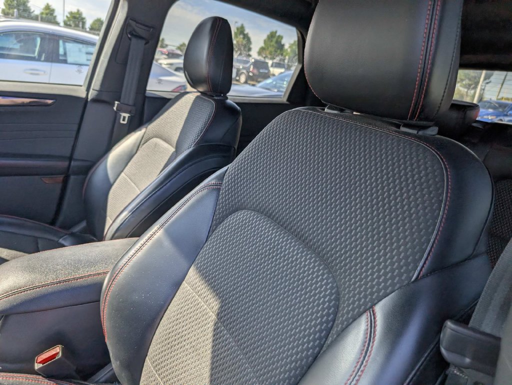 Used 2023 Ford Escape ST-Line w/ Tech Pack #1 FWD image 11