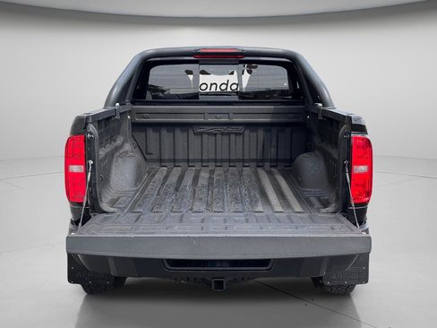 Used 2018 Chevrolet Colorado ZR2 w/ ZR2 Midnight Special Edition AWD/4WD image 6