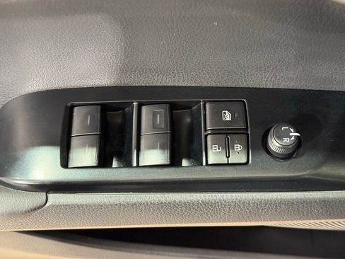 Certified 2025 Toyota Camry SE image 15