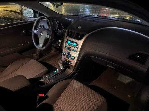 Used 2010 Chevrolet Malibu LT w/ Power Convenience Package image 10
