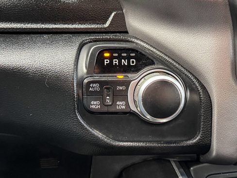 Used 2019 RAM 1500 Big Horn AWD/4WD image 34