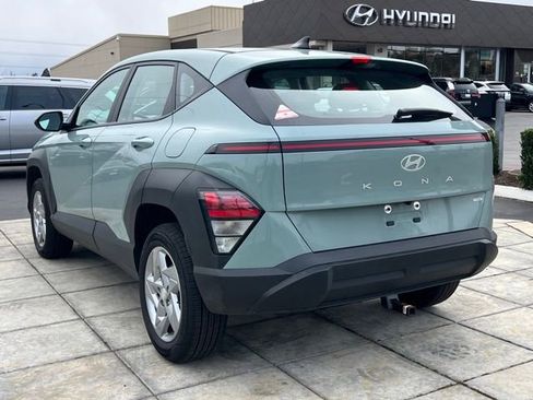 Certified 2026 Hyundai Kona SE image 9