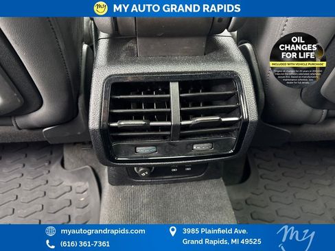 Used 2022 Audi Q3 2.0T Premium image 59