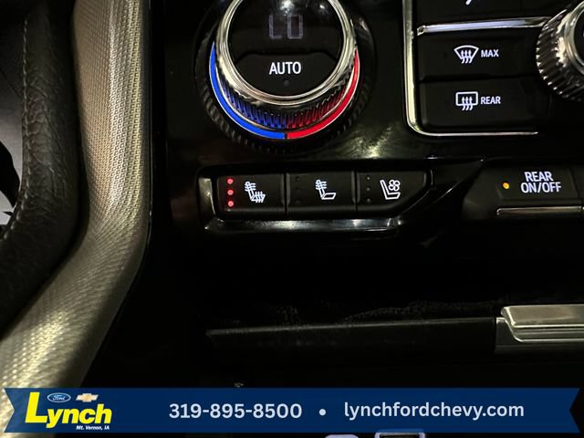 Used 2021 GMC Yukon Denali w/ Denali Premium Package AWD/4WD image 16