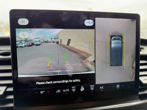 Used 2023 Ford Transit 250 Medium Roof AWD image 8