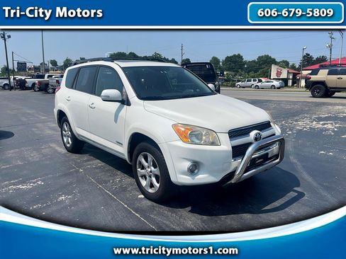 Used 2009 Toyota RAV4 Limited image 1