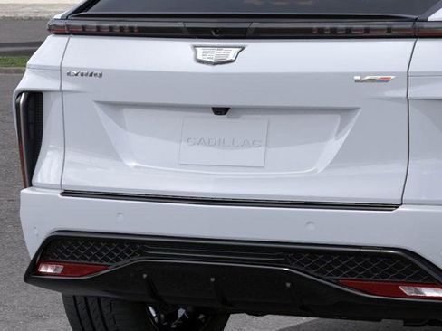 New 2026 Cadillac Lyriq V w/ LPO, Floor Liner Package AWD/4WD image 14